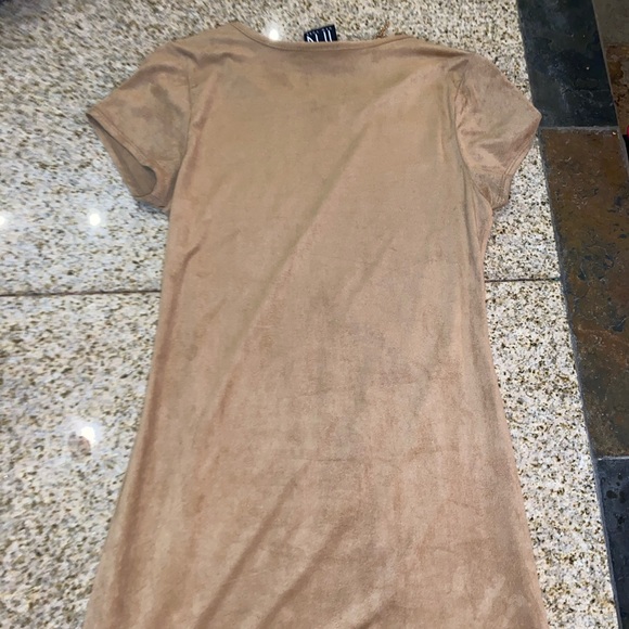 BROWN DRESS - Picture 2 of 2